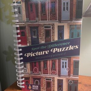 Spot the Difference Picture Puzzles Book